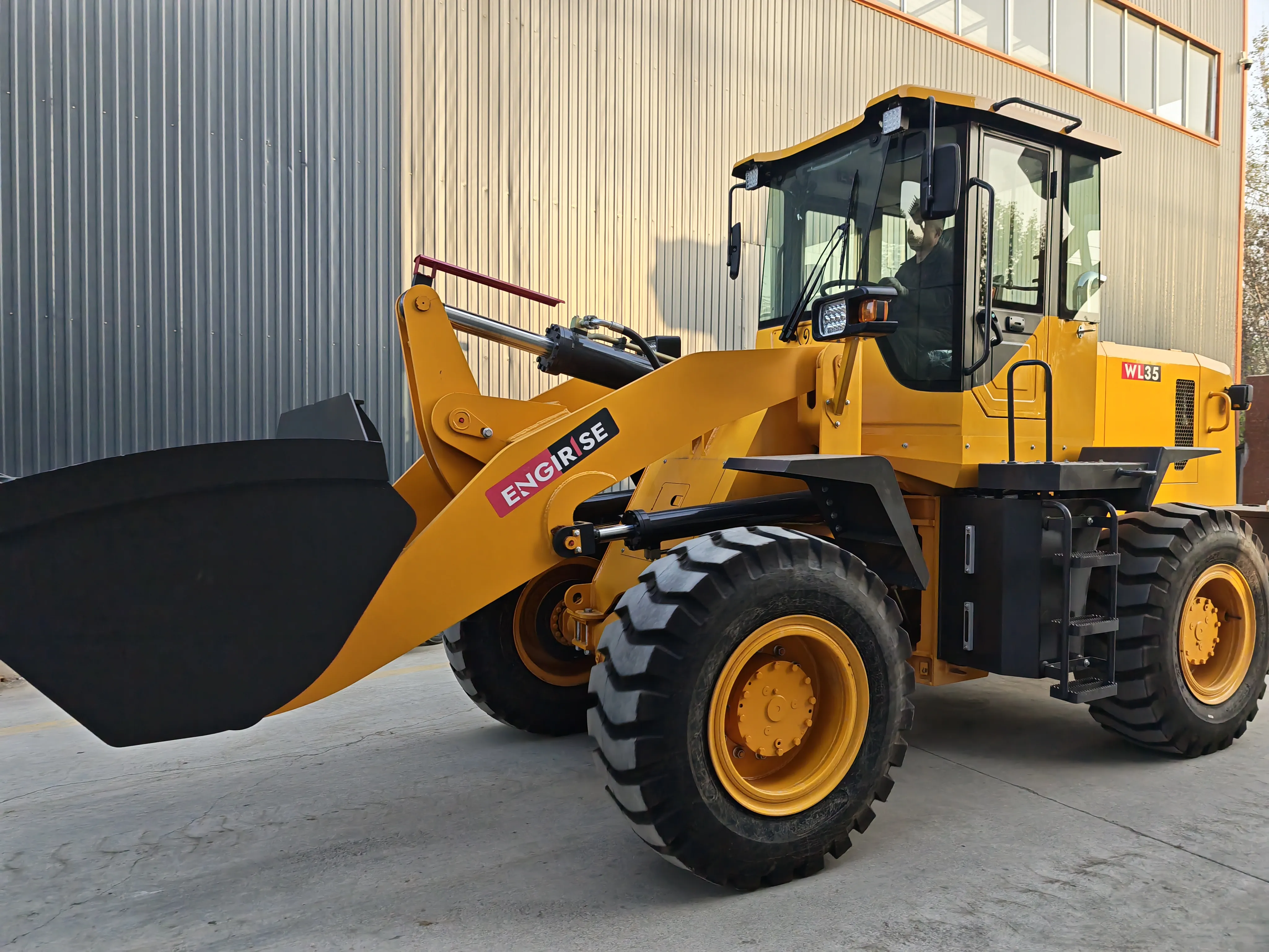 WL35  4